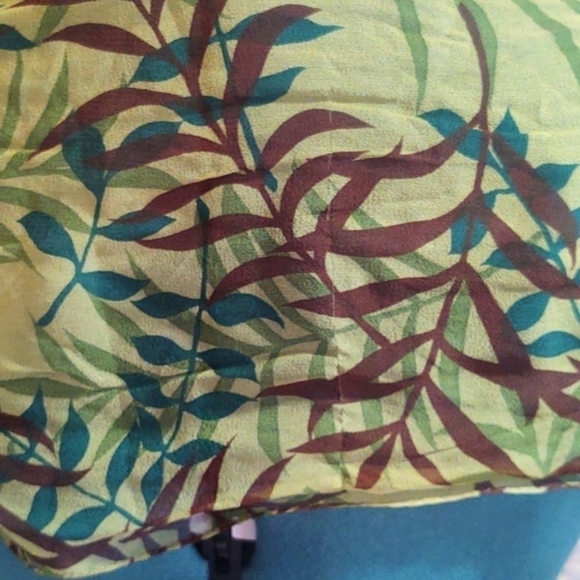 Kenneth Cole Botanical Print Green Silk Scarf - Picture 7 of 9